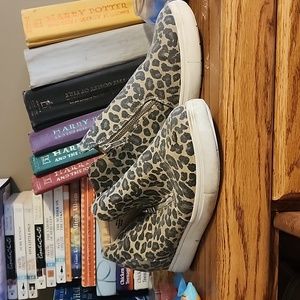 Cheetah heeled sneakers